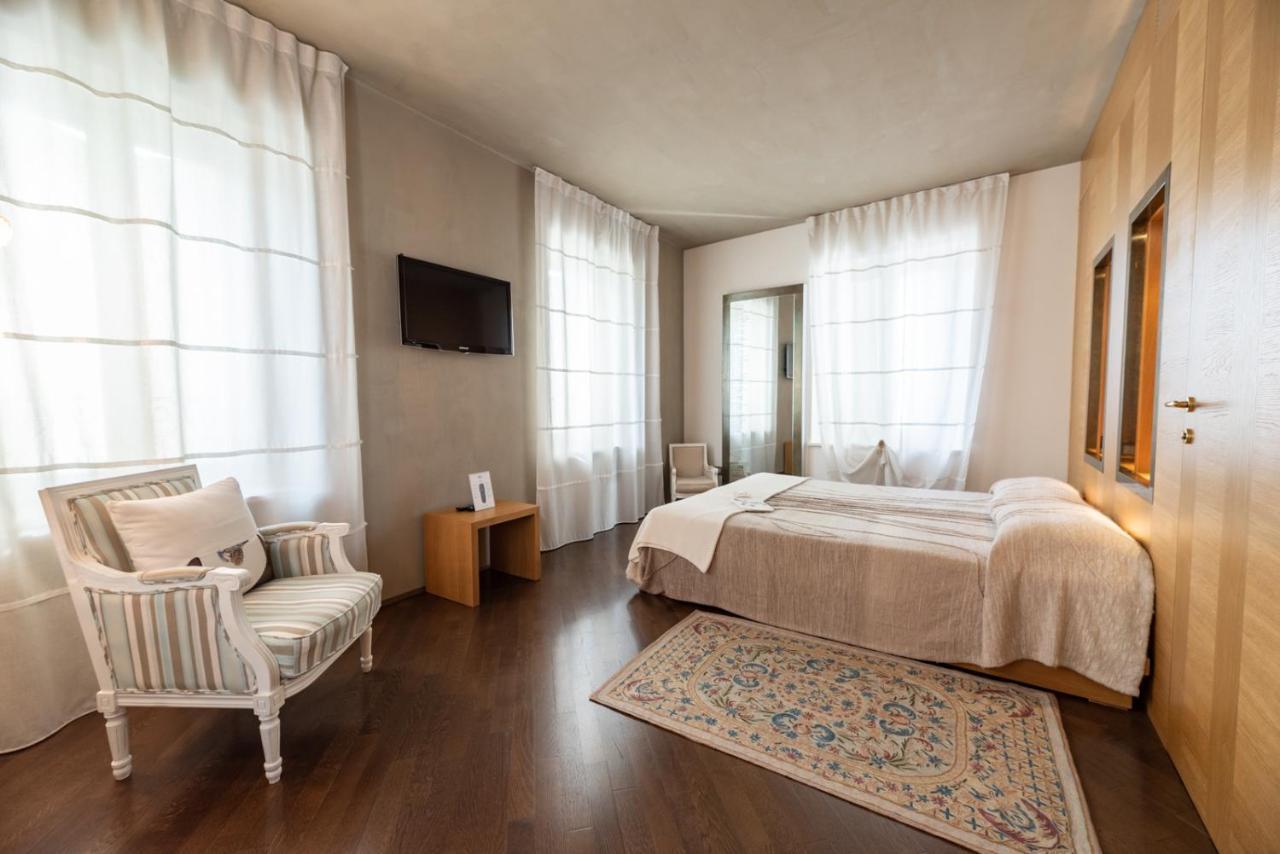 Hotel Suite Inn Udine Extérieur photo